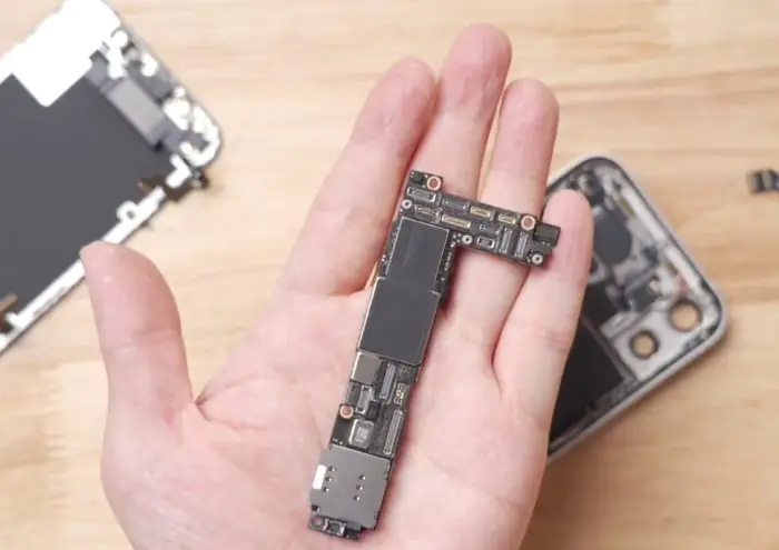 iPhone 12 mini Motherboard