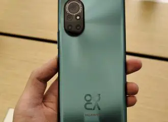 Huawei Nova 8